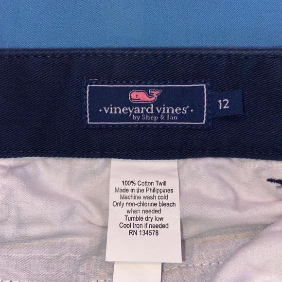 Vineyard Vines Shorts. Size 12 - Picture 2 of 4